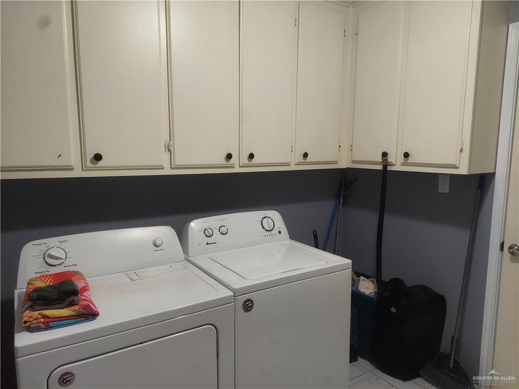 115 Breyfogle Road Palmview, TX 78572 - Photo 21 of 31 a view of washer and dryer