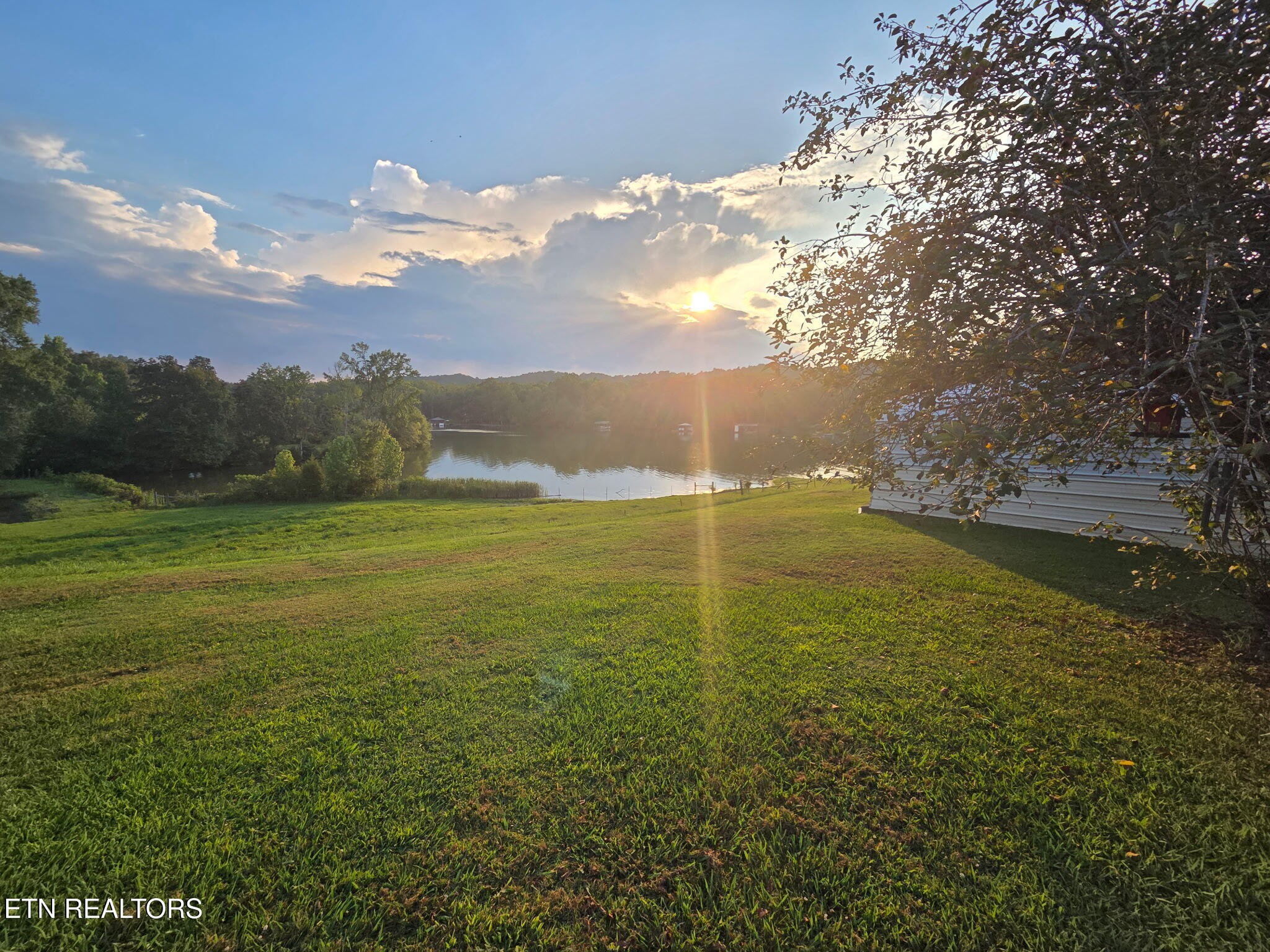 169 Ellis Road Kingston, TN 37763 - Photo 39 of 59 Gallery Image 39