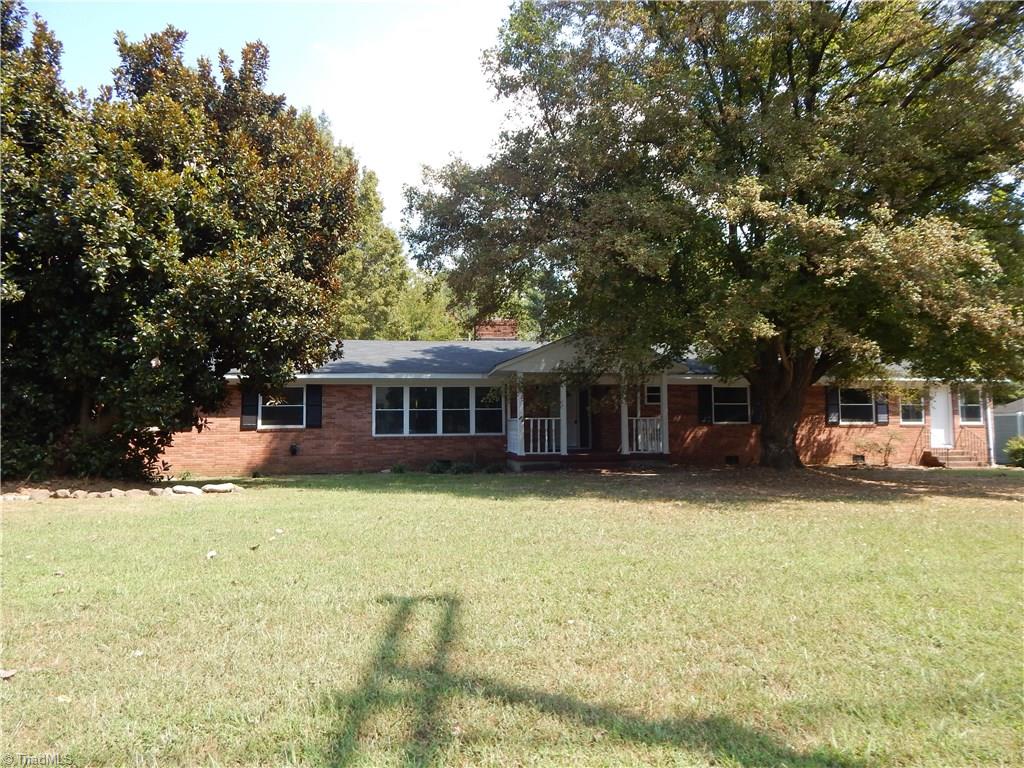 2605 Liberty Road Greensboro, NC 27406 - Photo 2 of 21 Gallery Image 2