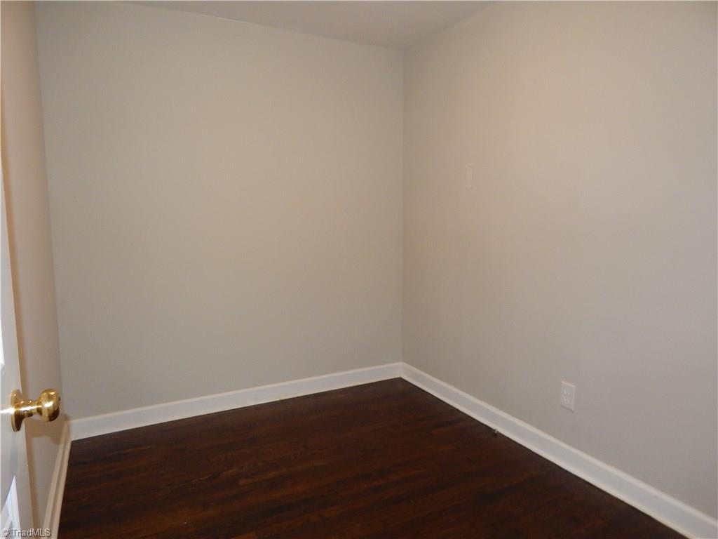 2605 Liberty Road Greensboro, NC 27406 - Photo 9 of 21 Gallery Image 9