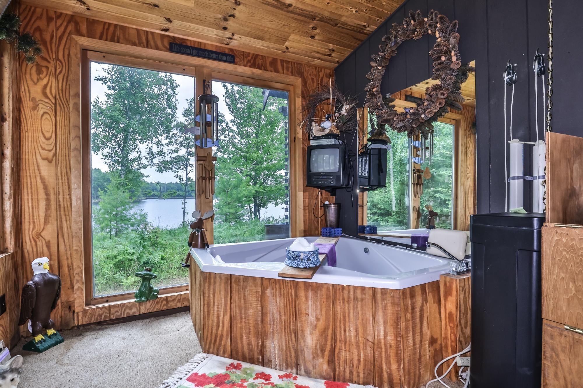 6353 Woodland Drive Rhinelander, WI 54501 - Photo 14 of 67 Gallery Image 14