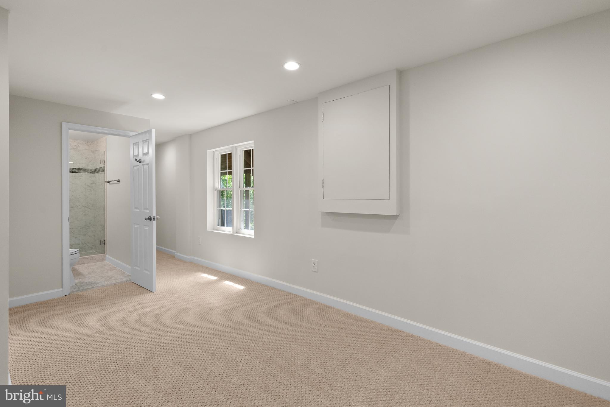 10717 Midsummer Drive Reston, VA 20191 - Photo 28 of 35 a view of empty room