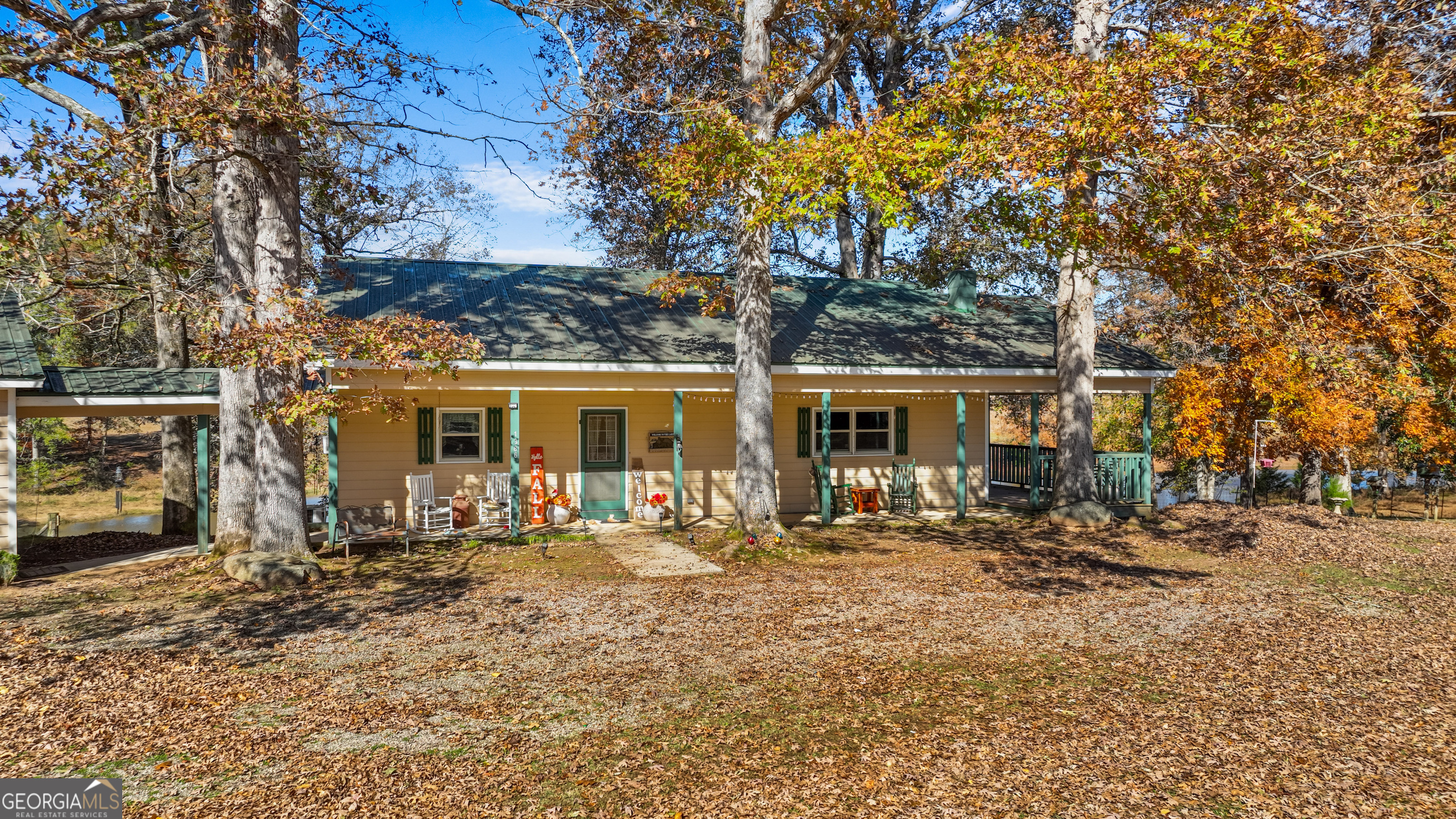 1390 Walker Road Madison, GA 30650 - Photo 57 of 64 a front view of a house with sitting space