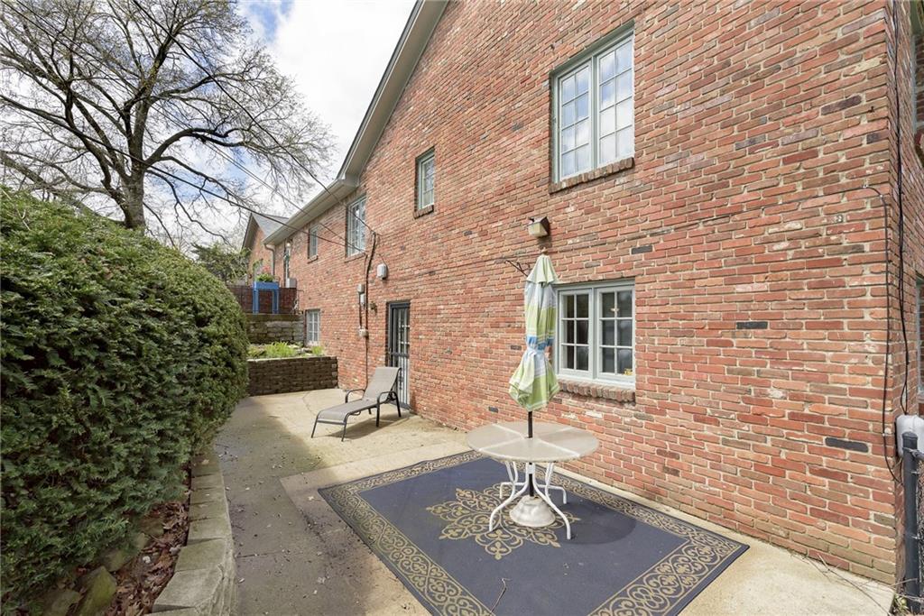 6535 Hythe Road Indianapolis, IN 46220 - Photo 7 of 58 Gallery Image 7