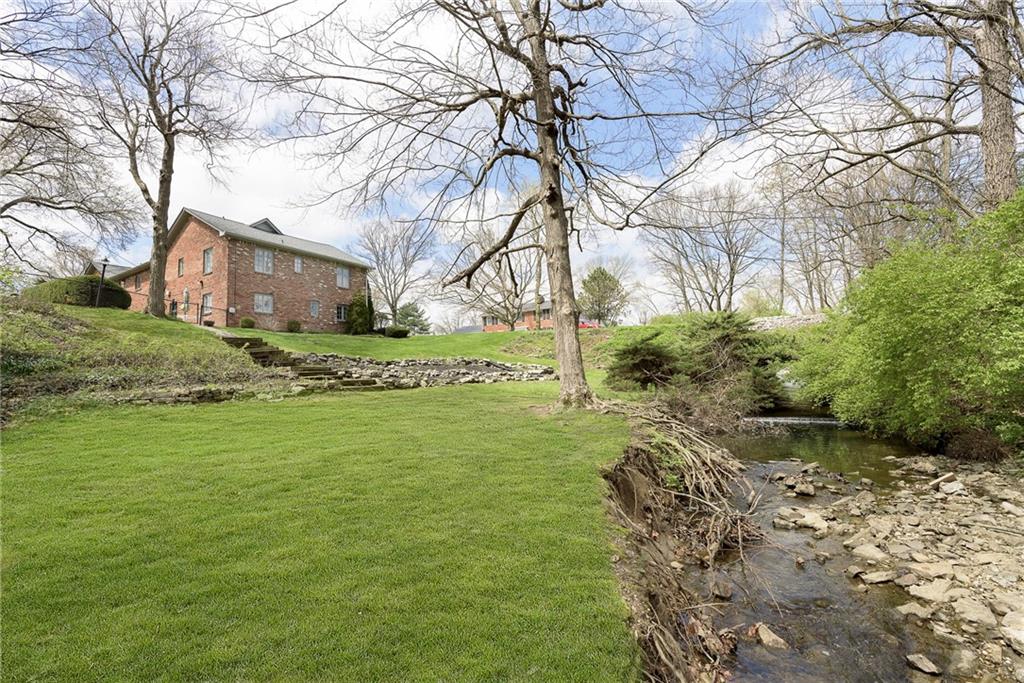 6535 Hythe Road Indianapolis, IN 46220 - Photo 9 of 58 Gallery Image 9