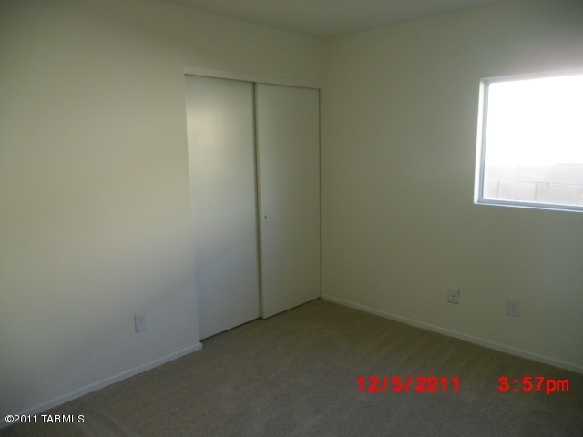 3430 South Desert Echo Road Tucson, AZ 85735 - Photo 13 of 18