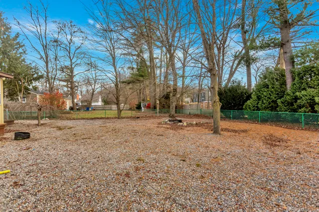 $345,000 | 18 Hudson Street, Enfield, CT 06082