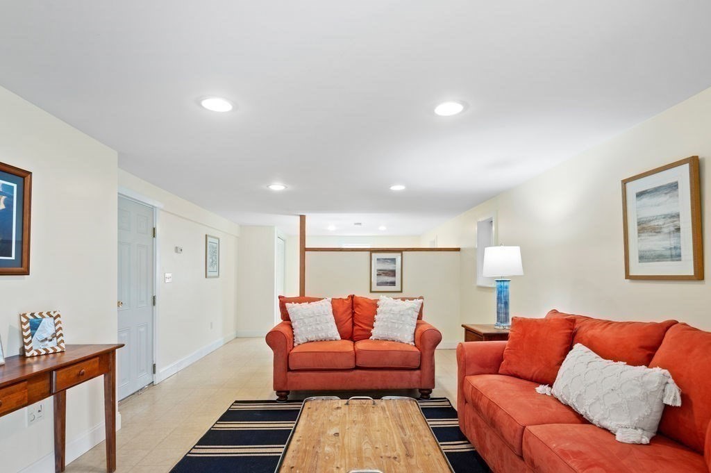 78 Southern Boulevard Newbury, MA 01951 - Photo 13 of 35 a reading room with furniture and a couch