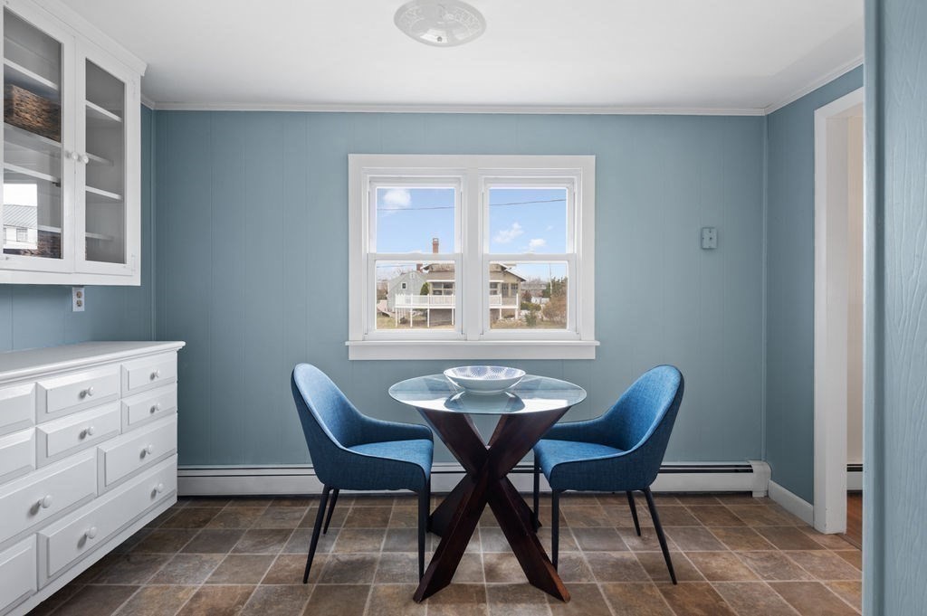 78 Southern Boulevard Newbury, MA 01951 - Photo 24 of 35 a view of a dining room with furniture and window