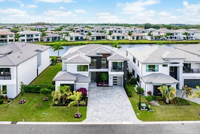$3,295,000 | 20071 Pacific Dunes Drive, Boca Raton, FL 33434