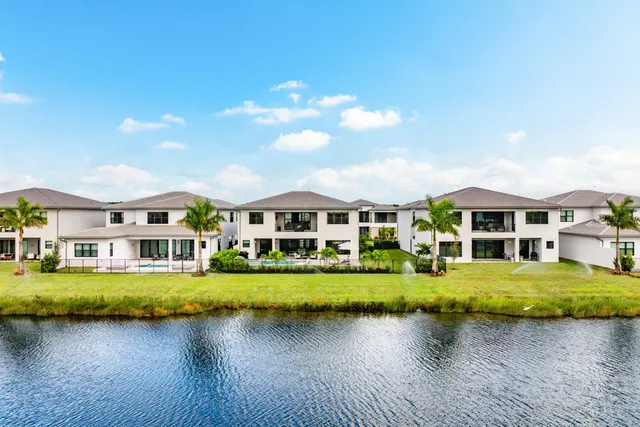 $3,295,000 | 20071 Pacific Dunes Drive, Boca Raton, FL 33434