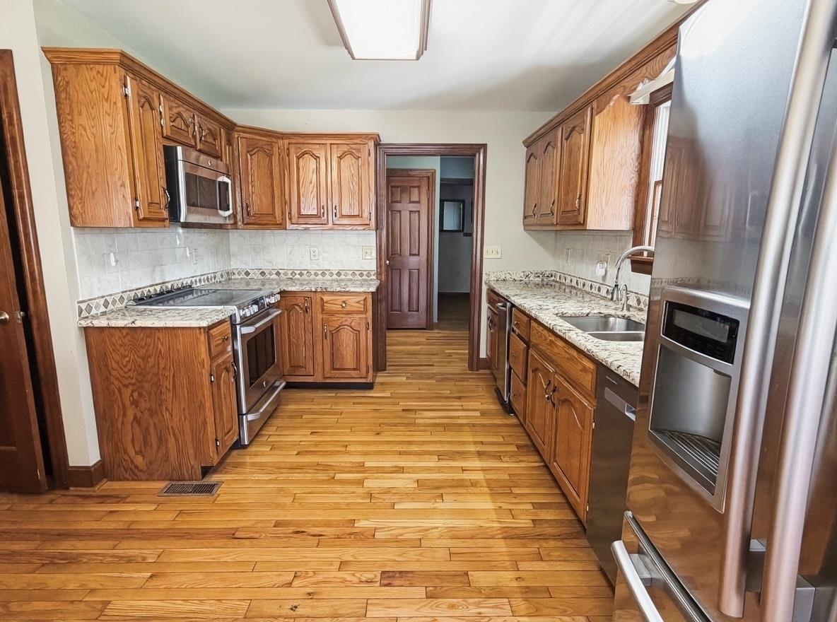 2820 Fox Hunter Road Flatwoods, KY 41139 - Photo 4 of 38