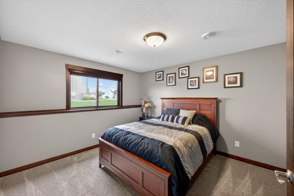 2287 Phoenix Road Southwest Rochester, MN 55902 - Photo 22 of 35