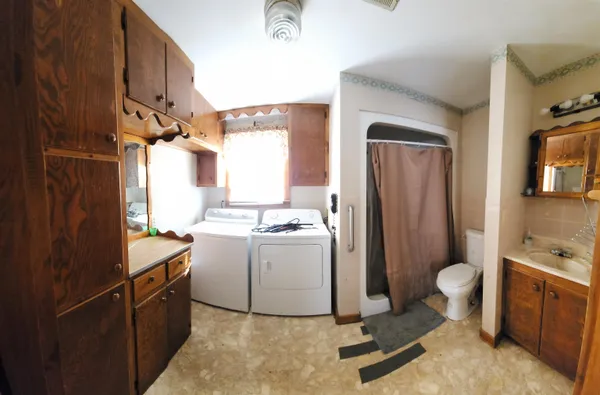 $89,727 | 419 West Kansas Street, Wellington, KS 67152