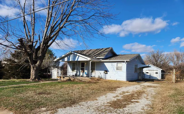 $89,727 | 419 West Kansas Street, Wellington, KS 67152