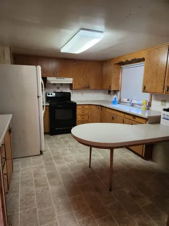 $89,727 | 419 West Kansas Street, Wellington, KS 67152