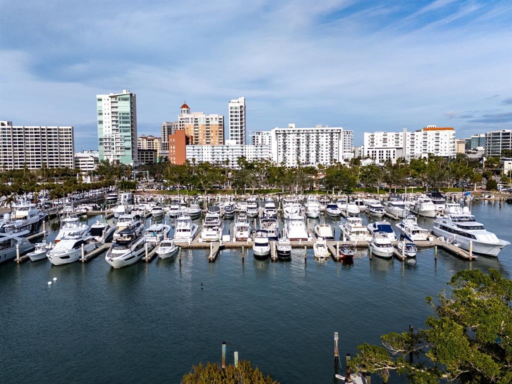 101 South Gulfstream Avenue, Unit 10E Sarasota, FL 34236 - Photo 35 of 54