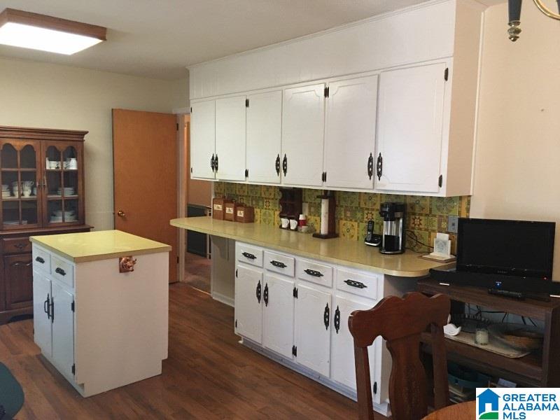 1430 Potter Road Bessemer, AL 35020 - Photo 3 of 14
