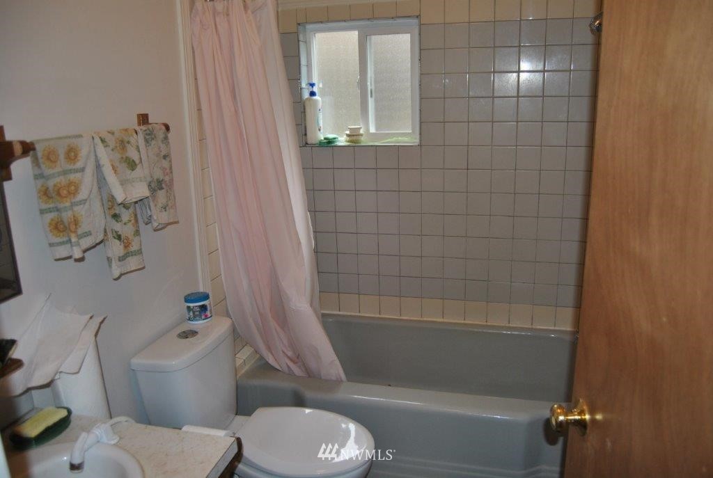 12235 Summit Lake Road Northwest Olympia, WA 98502 - Photo 11 of 23 Gallery Image 11
