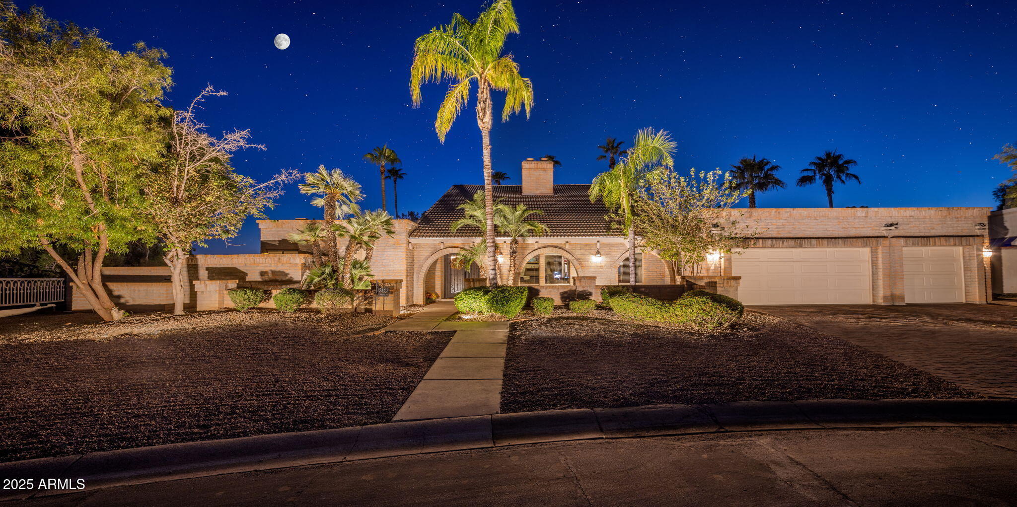 5555 E. Turquoise Ave