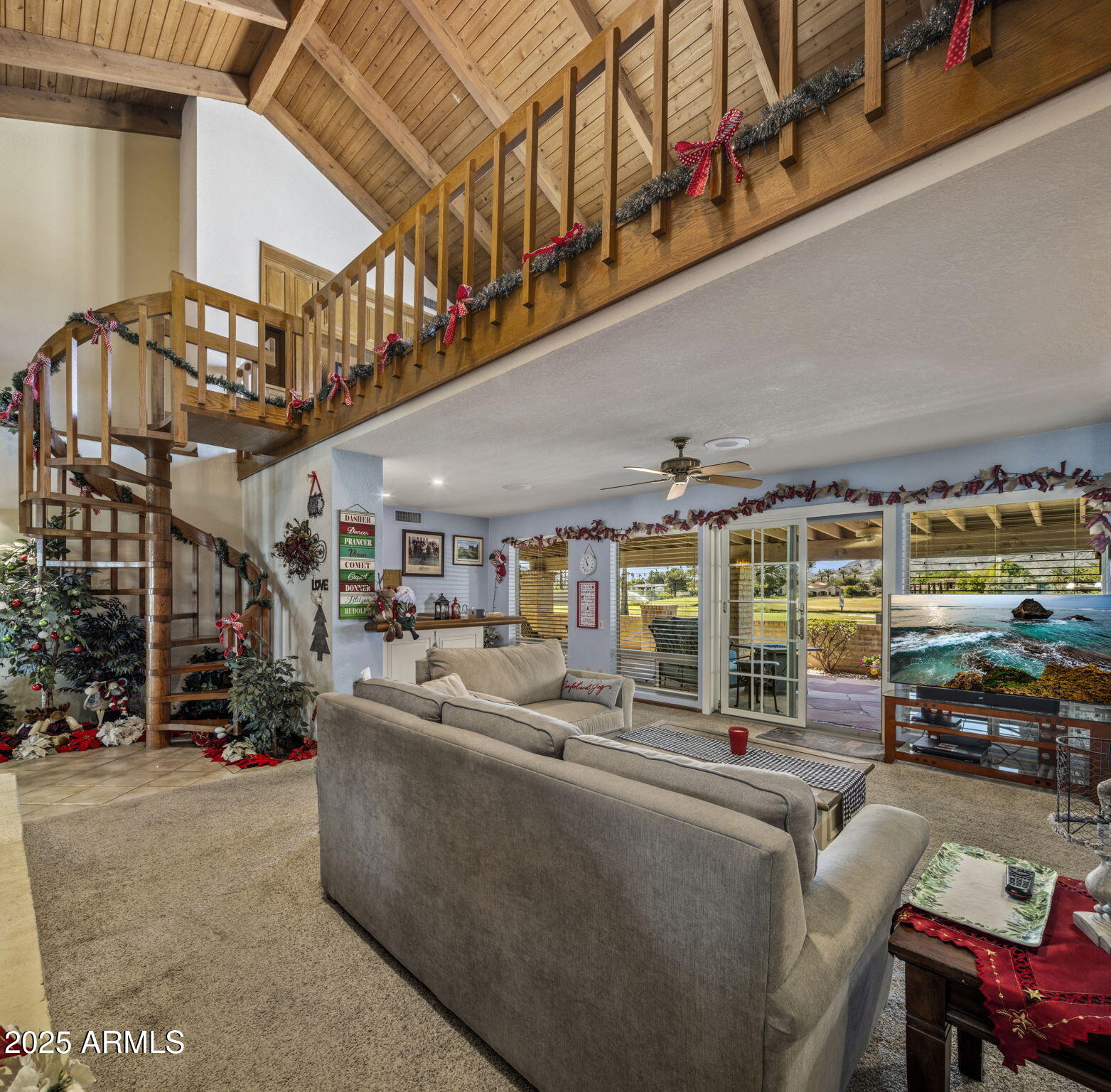5555 East Turquoise Avenue Paradise Valley, AZ 85253 - Photo 13 of 36 a view of a building with sitting area