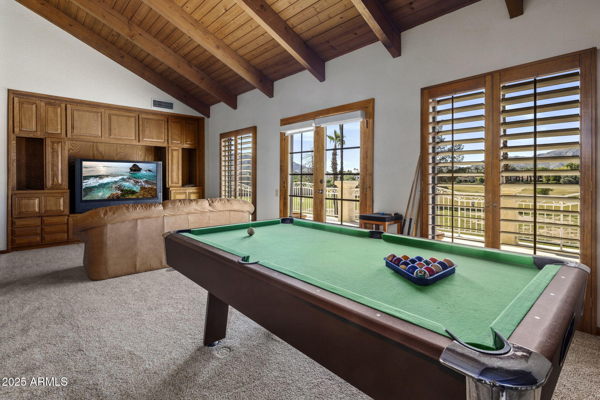 5555 East Turquoise Avenue Paradise Valley, AZ 85253 - Photo 14 of 36 a room with furniture and window