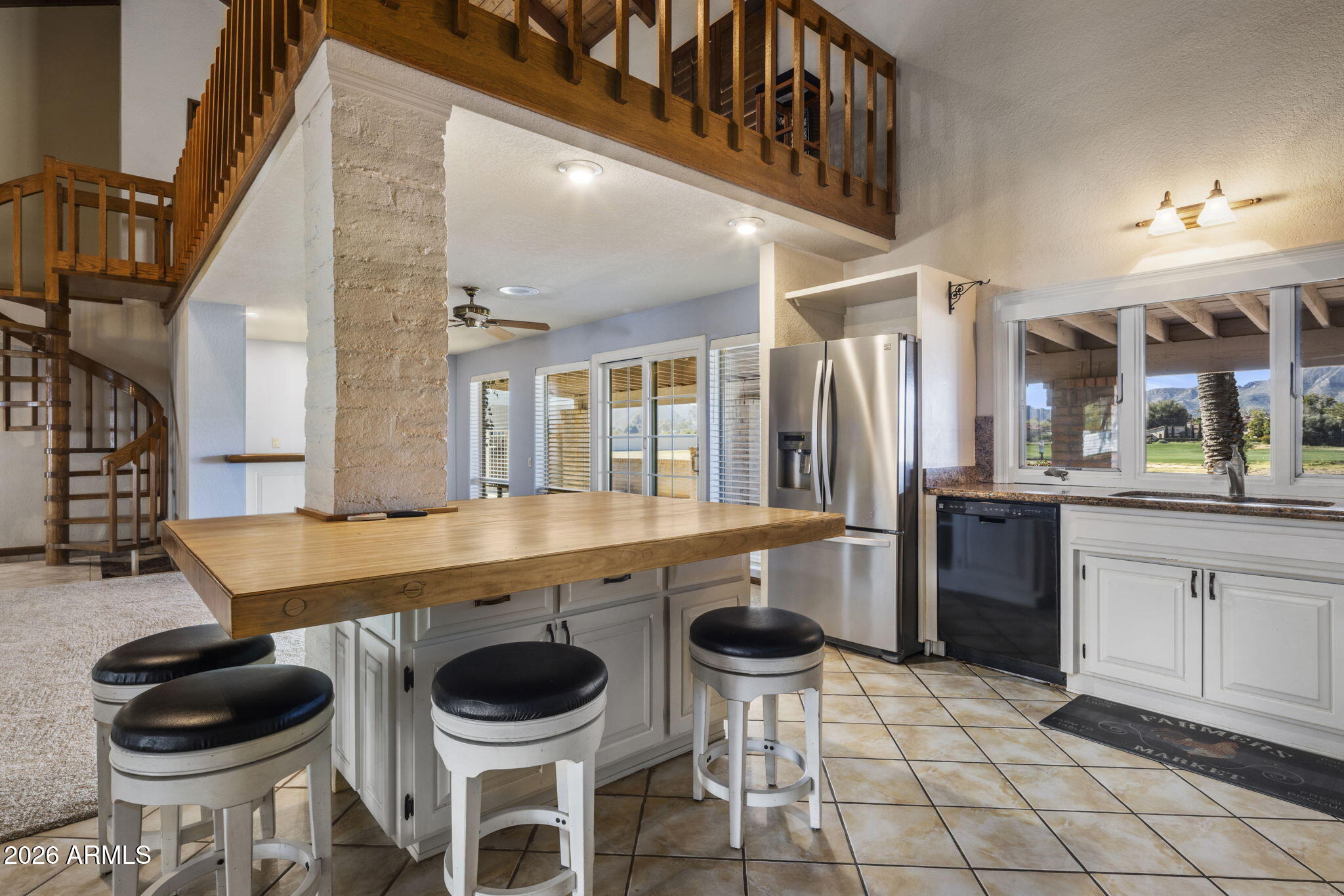 5555 East Turquoise Avenue Paradise Valley, AZ 85253 - Photo 17 of 47 Kitchen