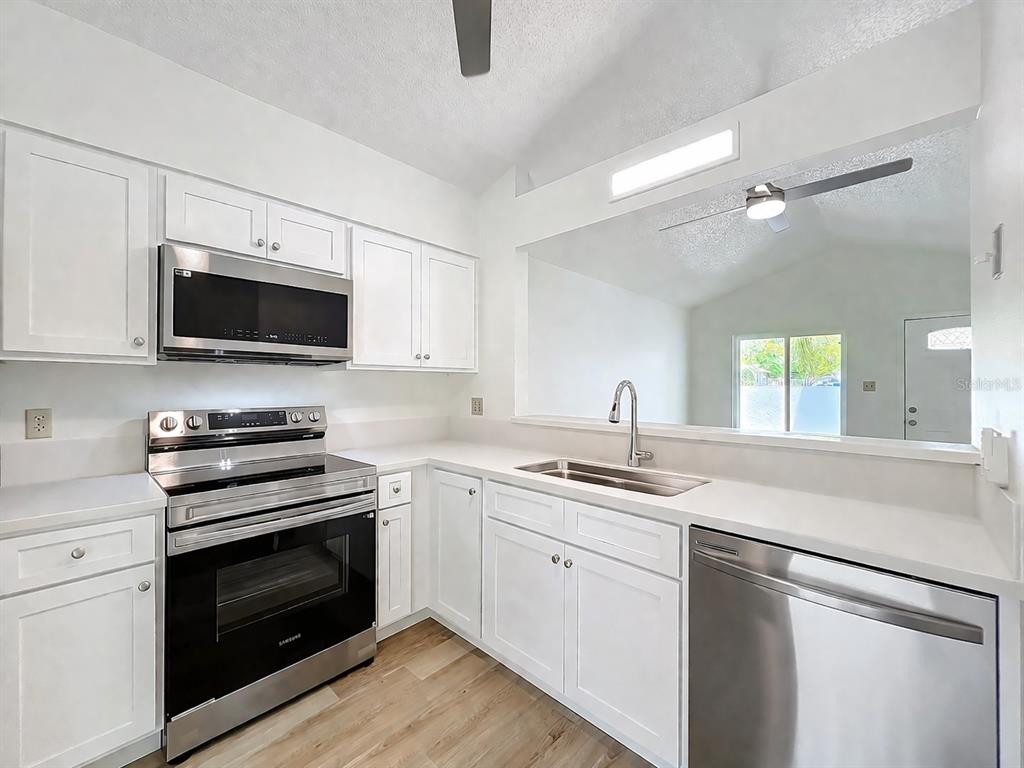 10436 Riva Ridge Trail Orlando, FL 32817 - Photo 9 of 33