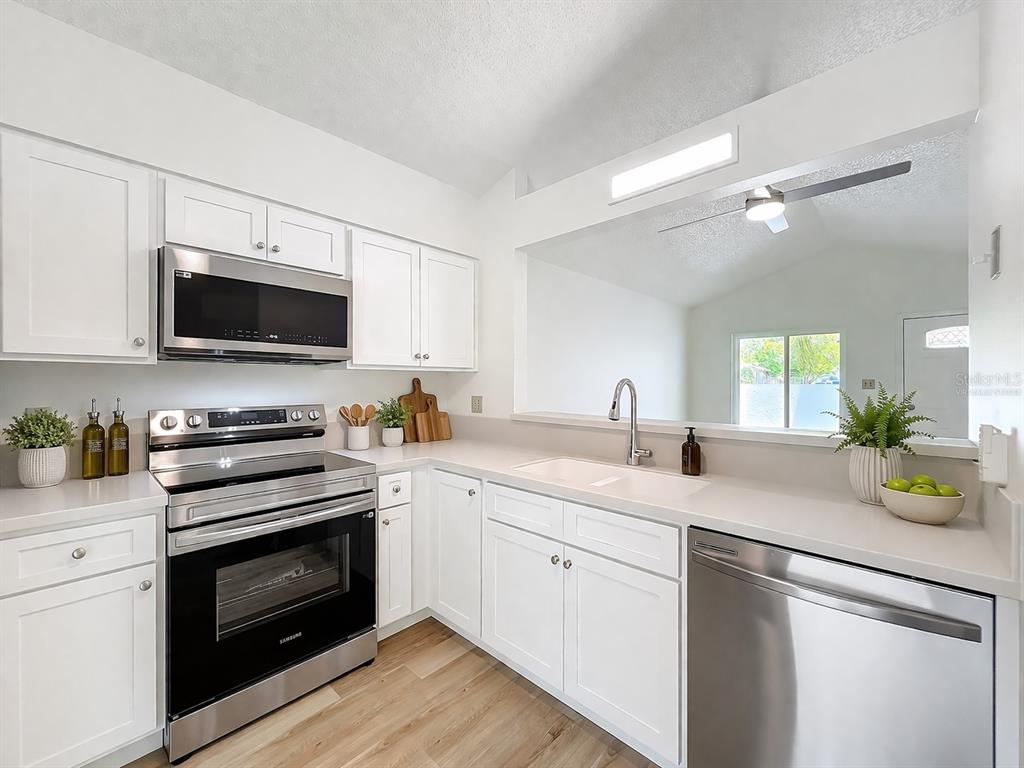 10436 Riva Ridge Trail Orlando, FL 32817 - Photo 10 of 33