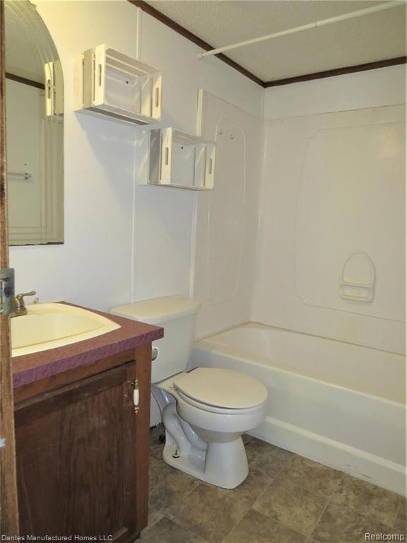 370 Rustic Lane Belleville, MI 48111 - Photo 23 of 29