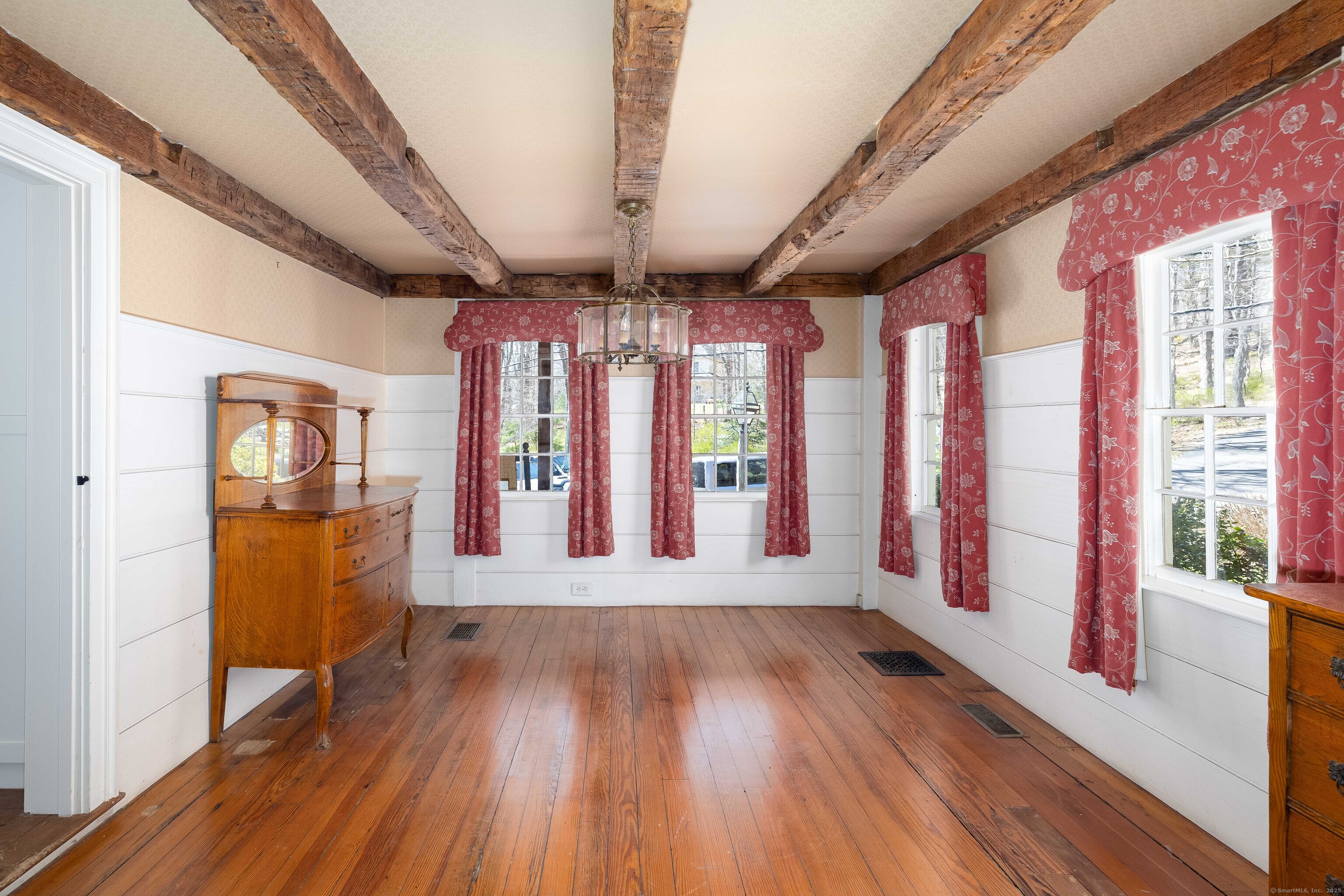 180 Green Hill Road Killingworth, CT 06419 - Photo 9 of 39 a view of entryway with stairs and wooden floor