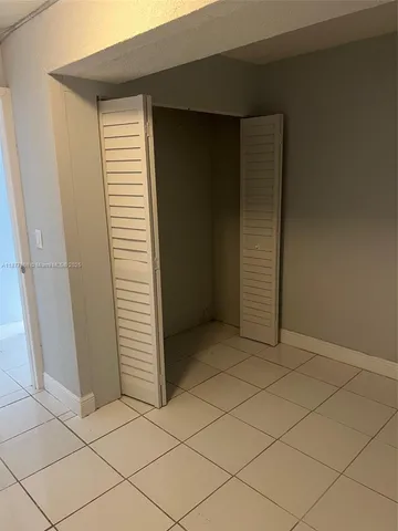 a view of utility room