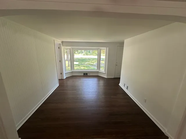 $329,000 | 40541 North Highway 83, Antioch, IL 60002