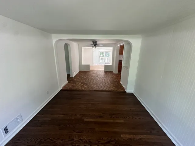 $329,000 | 40541 North Highway 83, Antioch, IL 60002