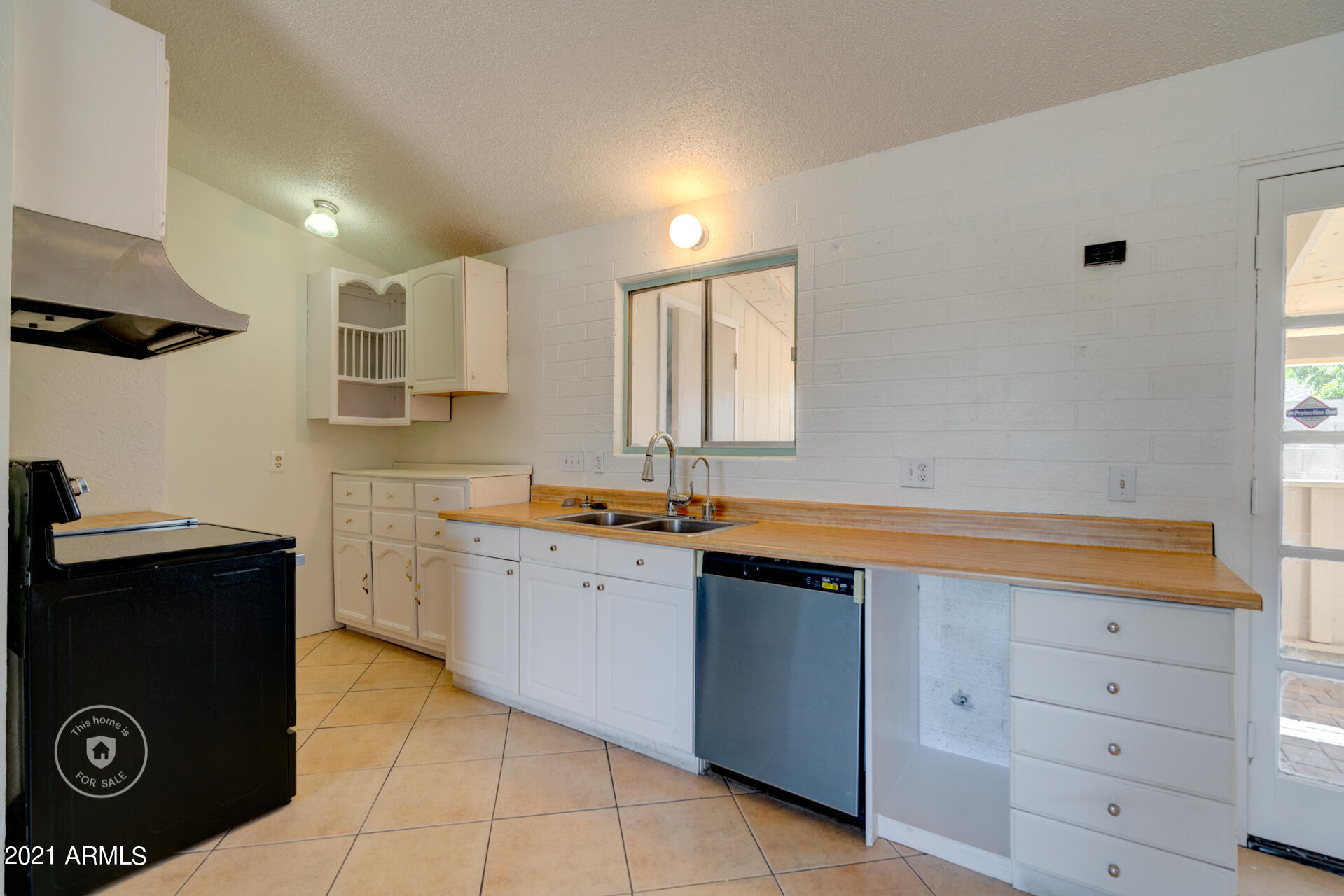 3601 West Ruth Avenue Phoenix, AZ 85051 - Photo 8 of 19 listing_7