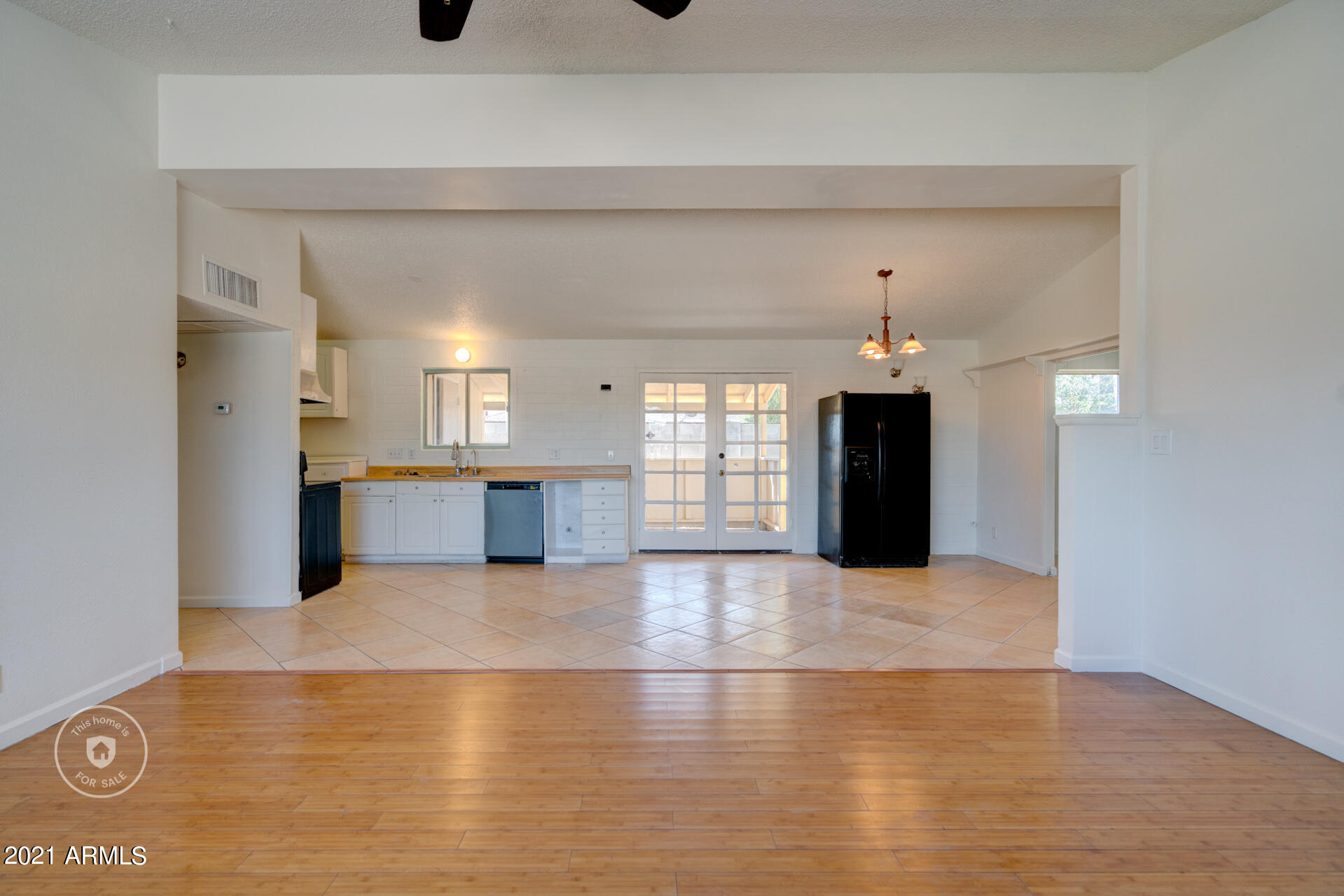 3601 West Ruth Avenue Phoenix, AZ 85051 - Photo 9 of 19 listing_9