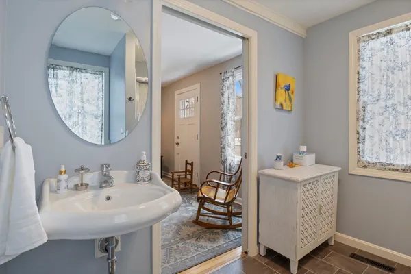 $1,195,000 | 60 Walnut Avenue, North Hampton, NH 03862