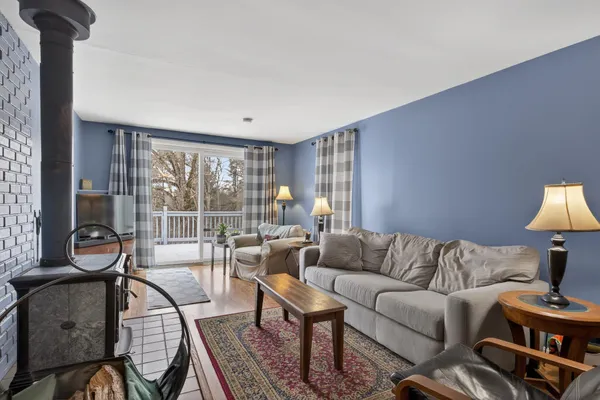 $1,195,000 | 60 Walnut Avenue, North Hampton, NH 03862