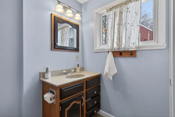 $1,195,000 | 60 Walnut Avenue, North Hampton, NH 03862