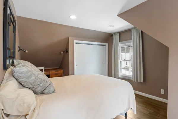 $1,195,000 | 60 Walnut Avenue, North Hampton, NH 03862