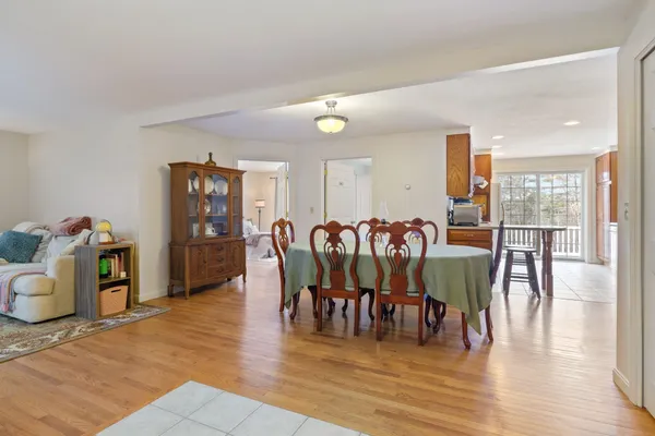 $1,195,000 | 60 Walnut Avenue, North Hampton, NH 03862