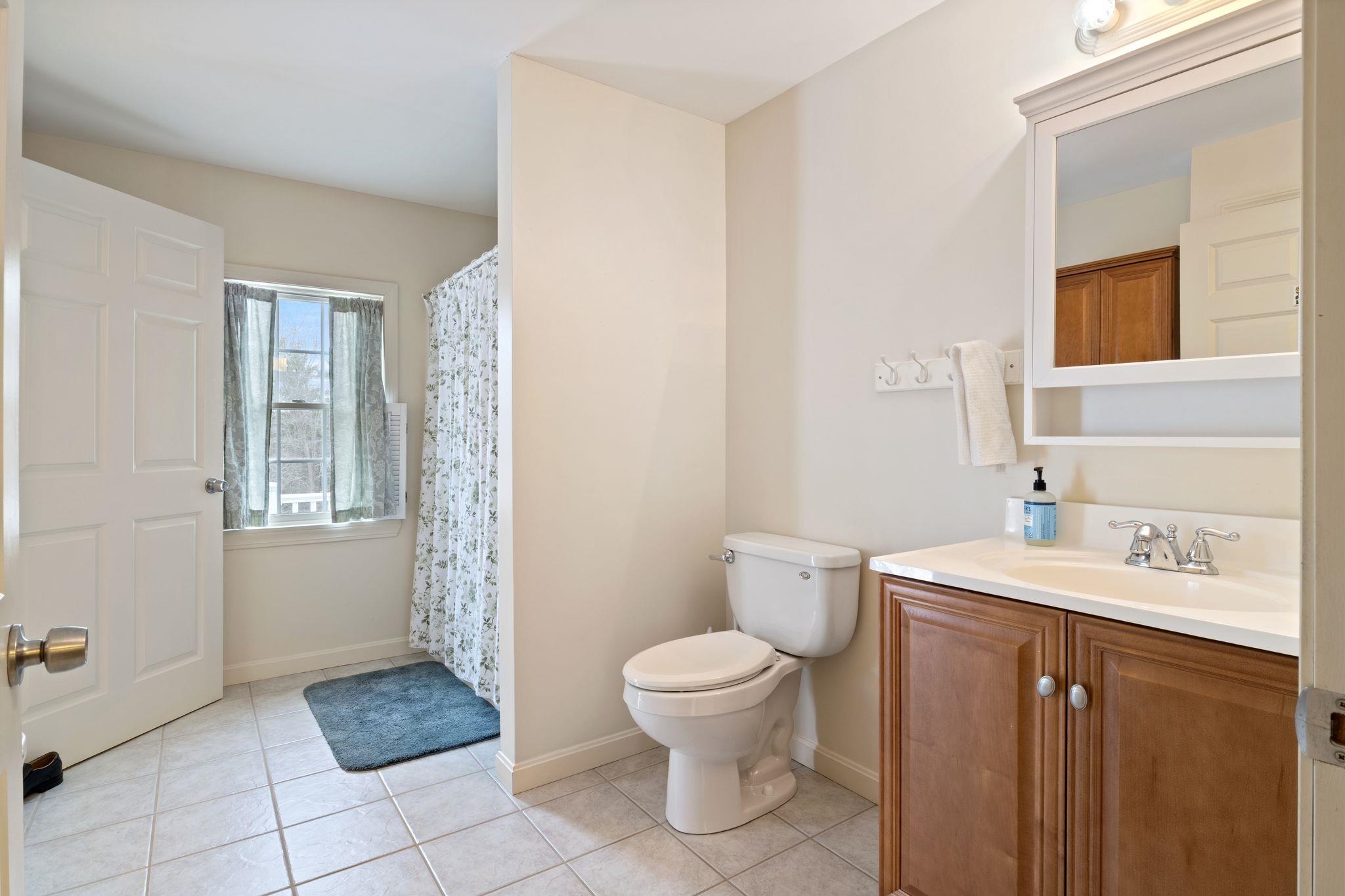 60 Walnut Avenue North Hampton, NH 03862 - Photo 43 of 59