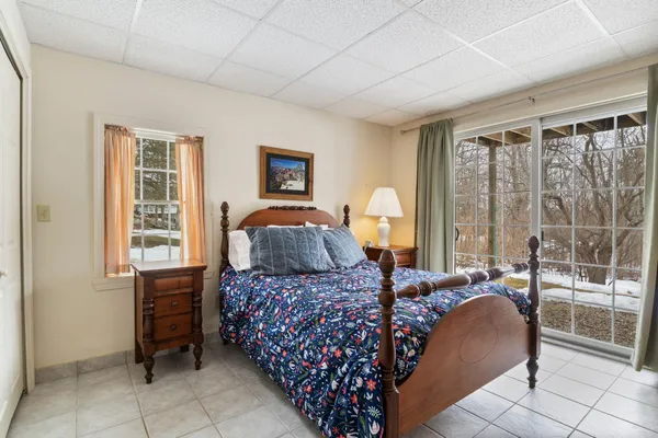 $1,195,000 | 60 Walnut Avenue, North Hampton, NH 03862