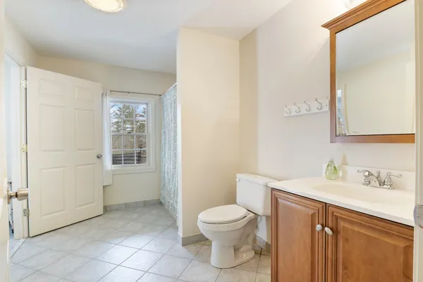 $1,195,000 | 60 Walnut Avenue, North Hampton, NH 03862