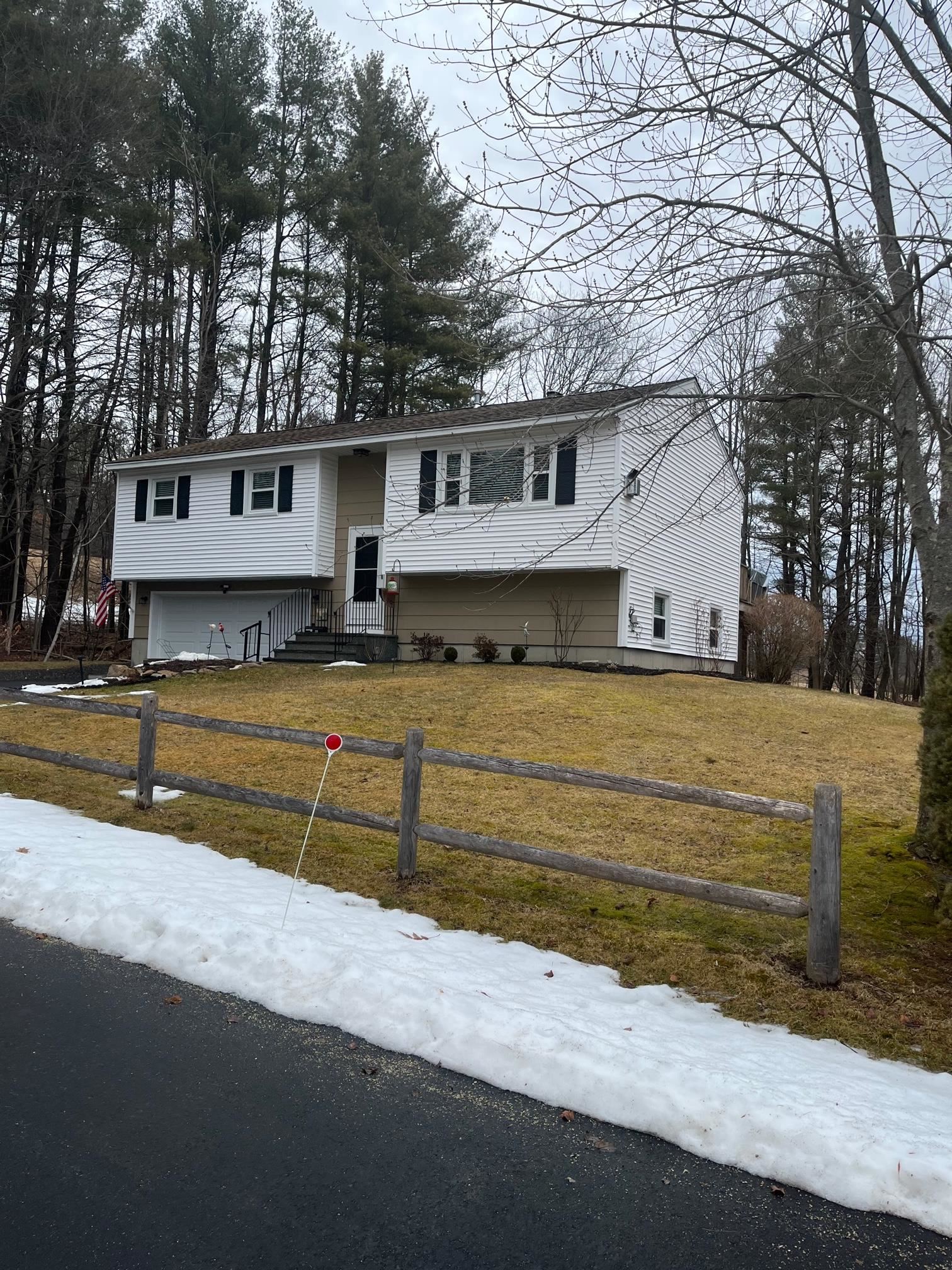 9 Norman Street Rochester, NH 03839 - Photo 1 of 23