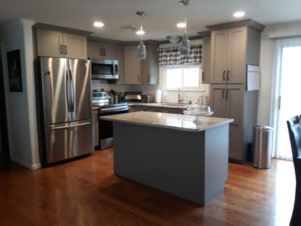 9 Norman Street Rochester, NH 03839 - Photo 2 of 23