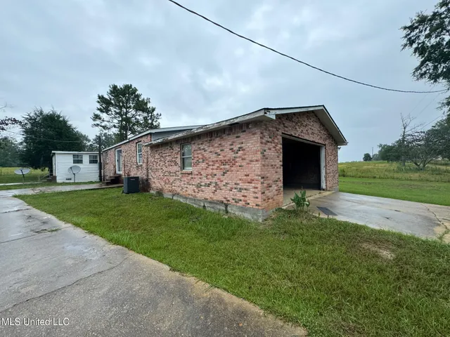 $90,000 | 7 Willie Roberts Road, Jayess, MS 39641