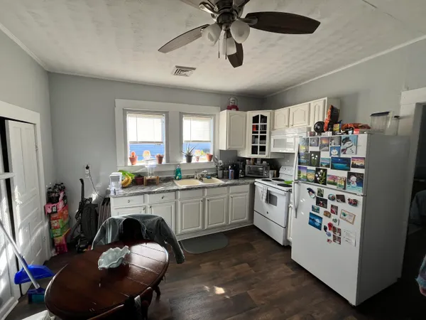 $199,999 | 17 Sunset Avenue, Unit 1 & 2, Englewood, TN 37329