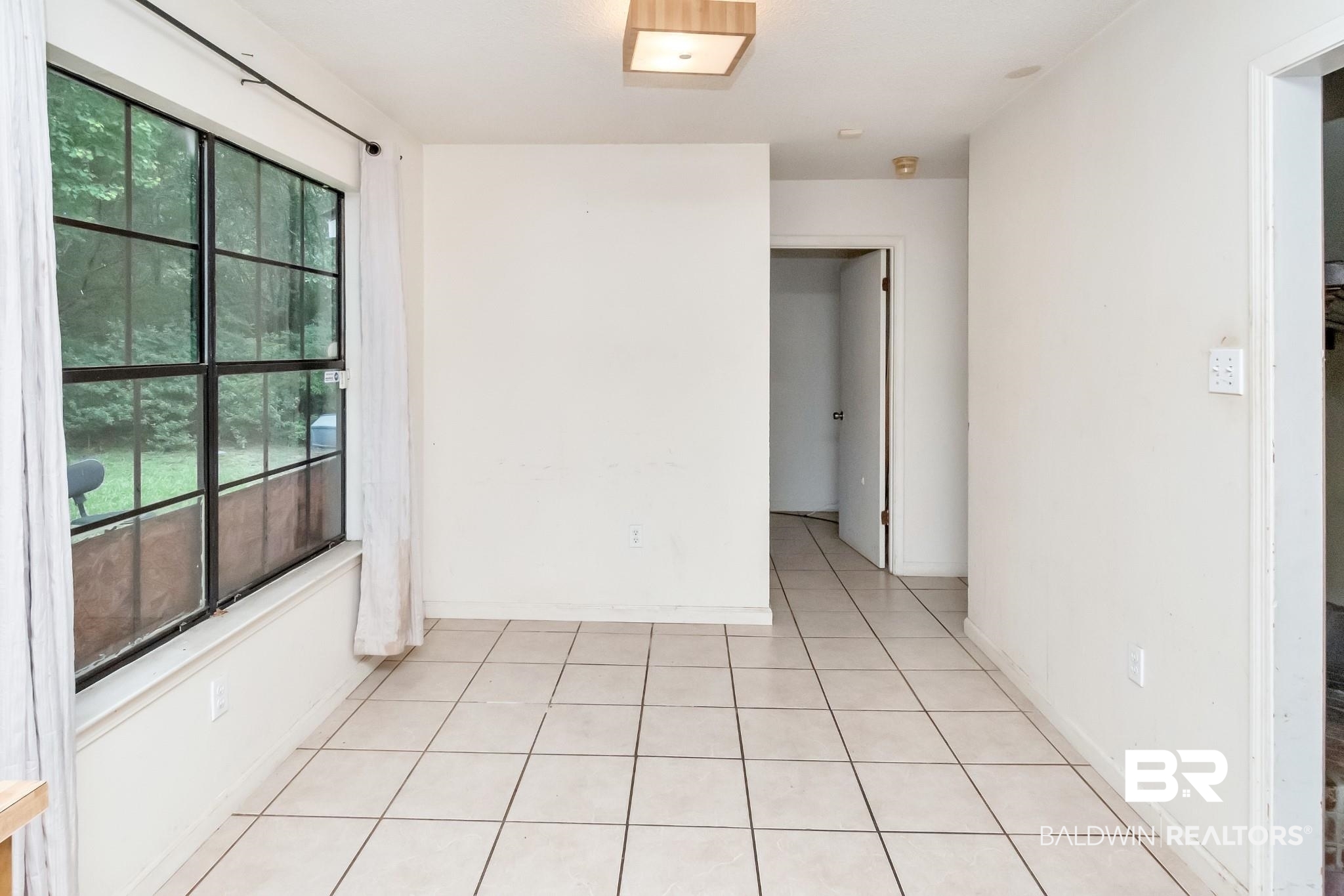 1463 Roderick Road Mobile, AL 36608 - Photo 7 of 17
