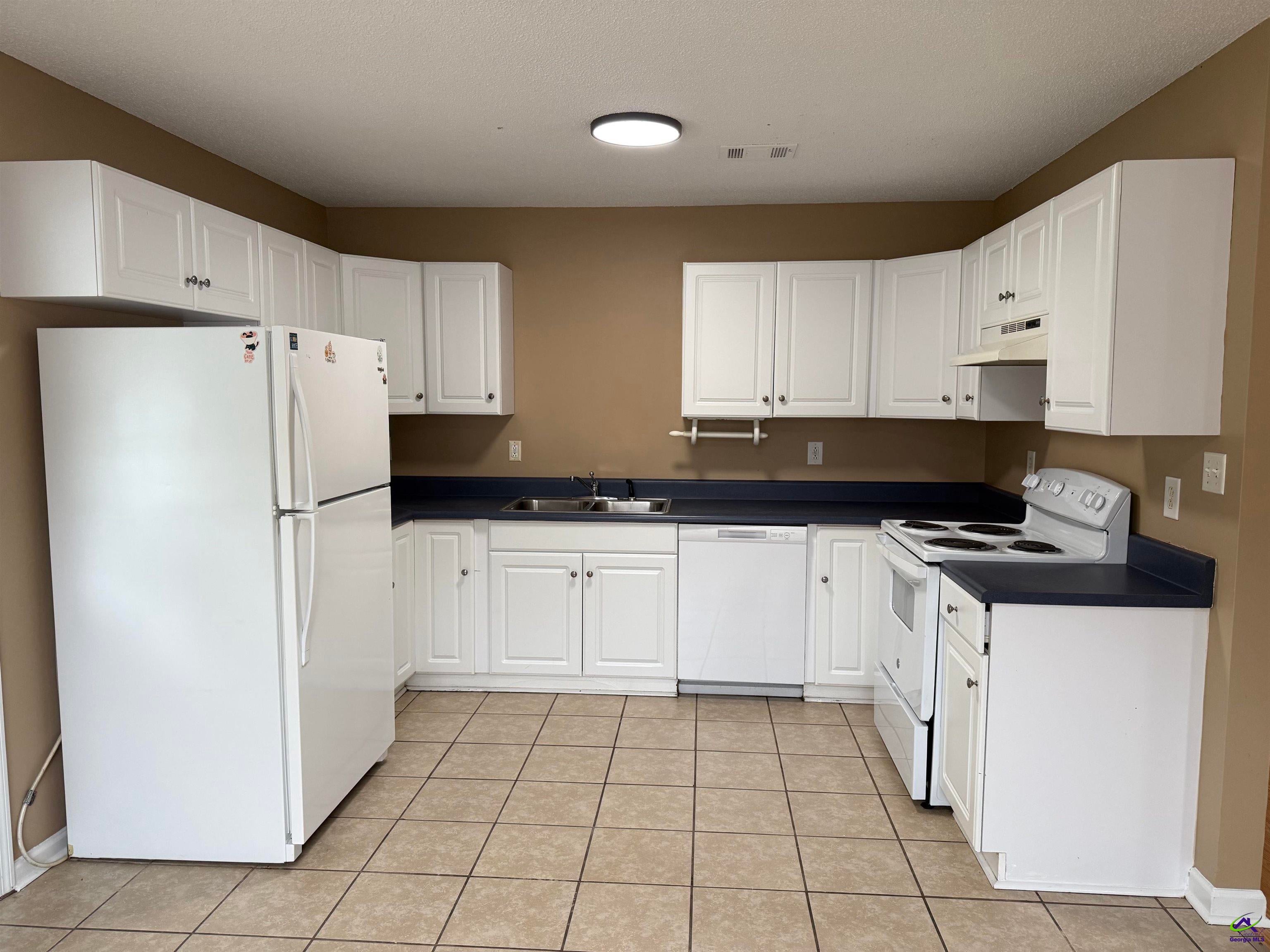 304 Spring Creek Drive Perry, GA 31069 - Photo 13 of 17 Gallery Image 13